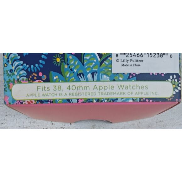 Lilly Pulitzer Genuine Apple Silicone Watch Band Featured In Take Me To The Sea - Picture 4 of 4